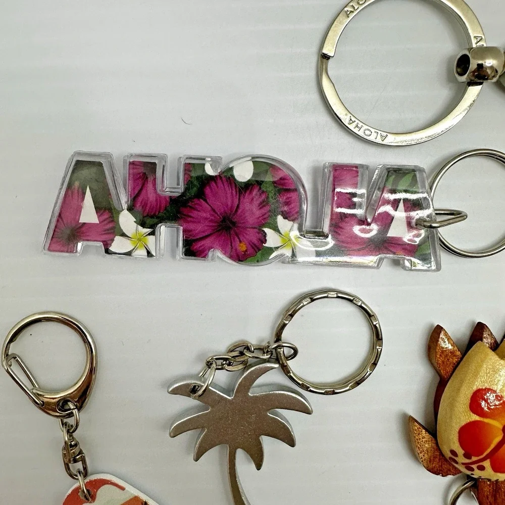 Hawaiian Islands lot 9 Keychain Purse Charm Surfboard Turtle Aloha Maui Marathon